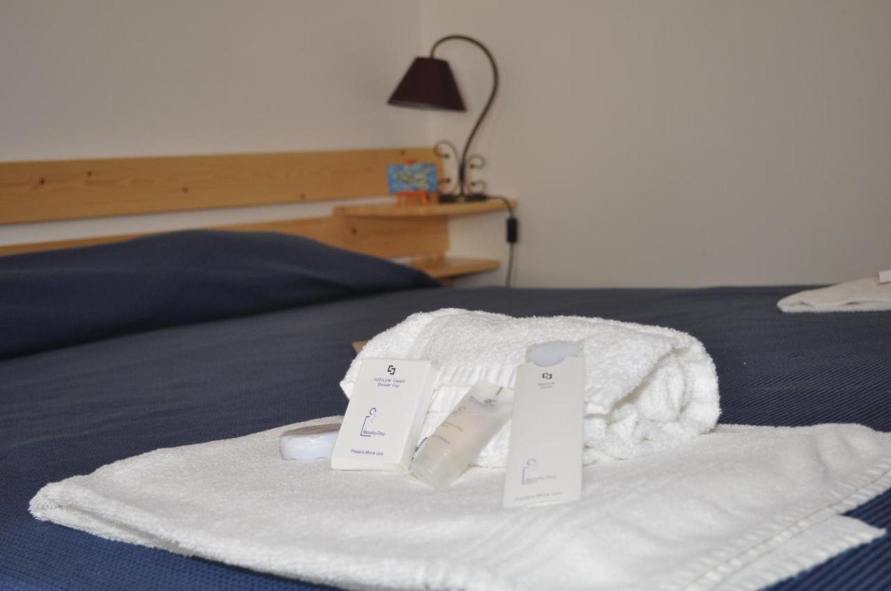 Case Albergo Al Cortiletto Licata Værelse billede
